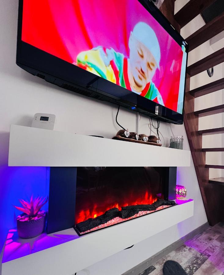 דירה Zizi's House Garii *