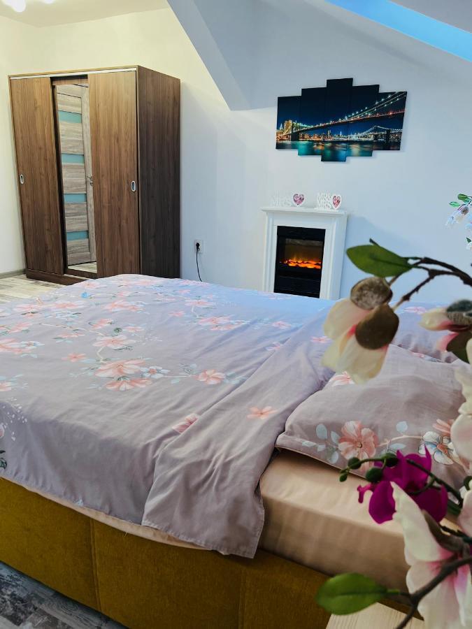 Zizi's House Garii דירה
